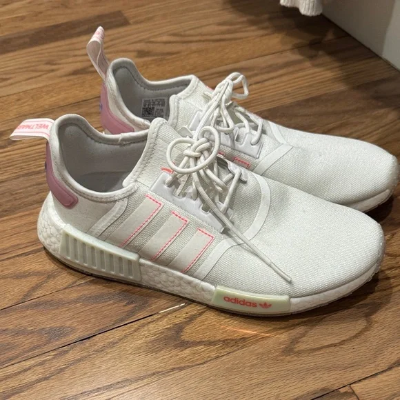Adidas Women's White Sneakers with Pink Accents - Picture 1 of 6